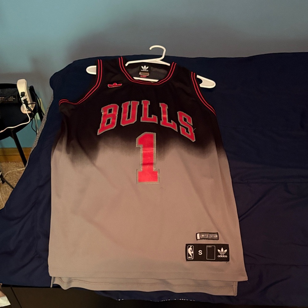Adidas Bulls Black and Gray Gradient Jersey